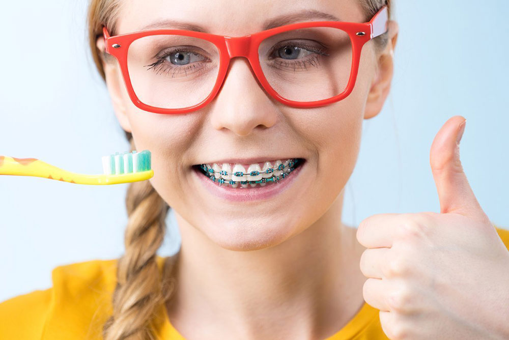 مضاعفات تقويم الأسنان وصحة الفم